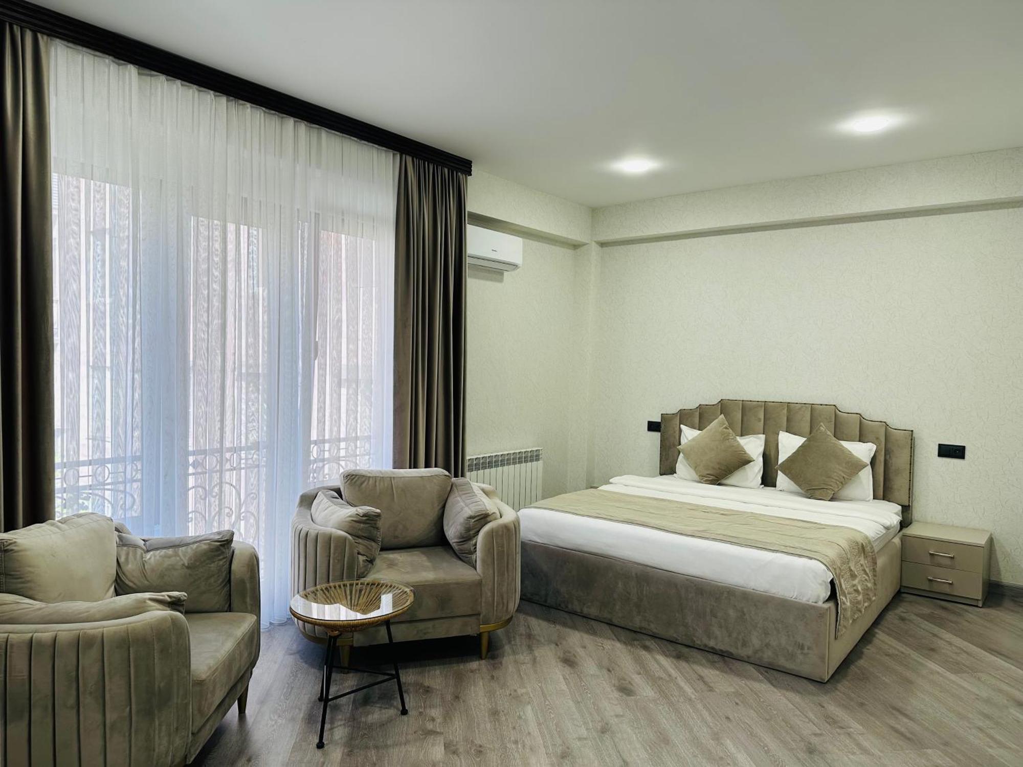 Royal Renaysance Yerevan Quarto foto