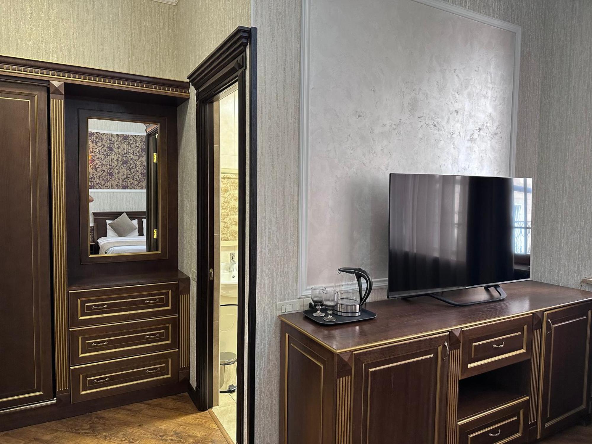 Royal Renaysance Yerevan Quarto foto